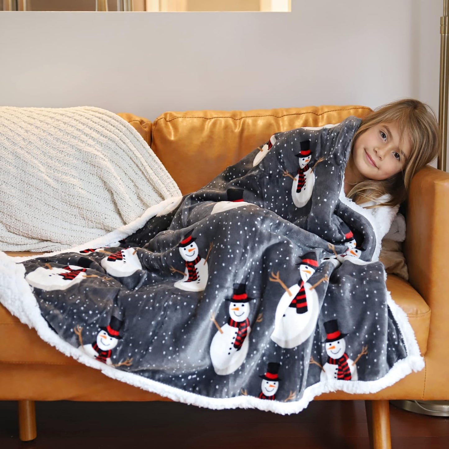 Cozy Christmas Snowman Blanket - Super Soft Sherpa Fleece Throw for Couch & Bed, 50x60 Inch, Warm Grey Holiday Decor
